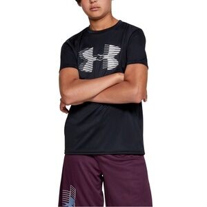 BLACK BOYS BIG LOGO UNDER ARMOUR TEE